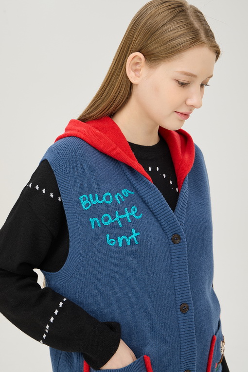 https://img.benettonmall.com/PARTS/KB/25S/BAKV02511BL_MB_D2.jpg