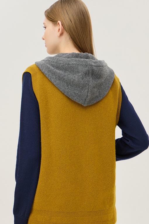 https://img.benettonmall.com/PARTS/KB/25S/BAKV02511BR_MB_D3.jpg
