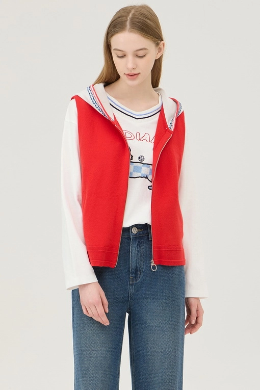 https://img.benettonmall.com/PARTS/KB/25S/BAKV05511RD_MB.jpg
