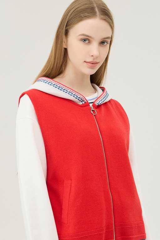 https://img.benettonmall.com/PARTS/KB/25S/BAKV05511RD_MB_D2.jpg