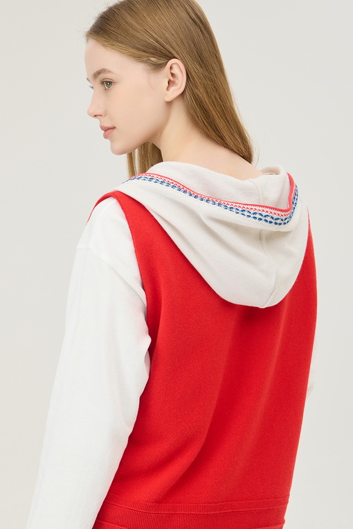 https://img.benettonmall.com/PARTS/KB/25S/BAKV05511RD_MB_D3.jpg