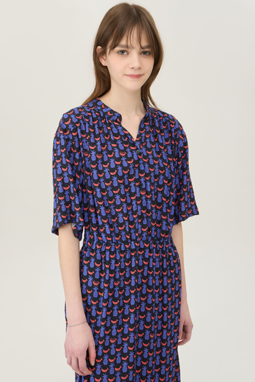 https://img.benettonmall.com/PARTS/KB/25S/BAOP52531VO_MB_D2.jpg