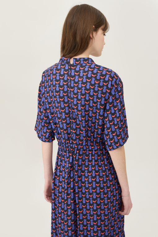 https://img.benettonmall.com/PARTS/KB/25S/BAOP52531VO_MB_D3.jpg