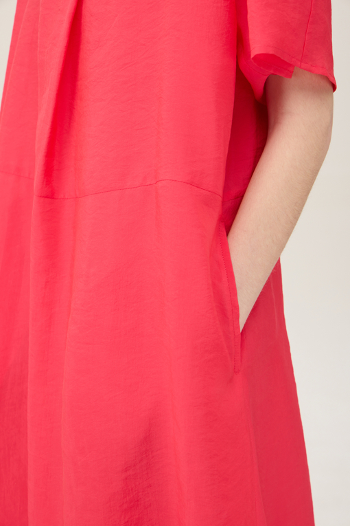 https://img.benettonmall.com/PARTS/KB/25S/BAOP58531PK_MB_D4.jpg