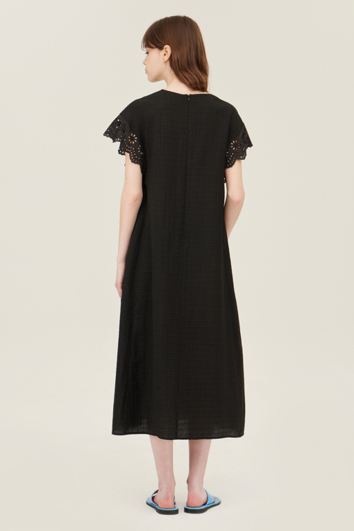 https://img.benettonmall.com/PARTS/KB/25S/BAOP60531BK_MB_D1.jpg