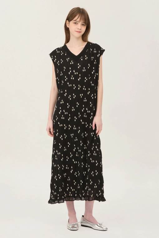 https://img.benettonmall.com/PARTS/KB/25S/BAOP61531BK_MB.jpg