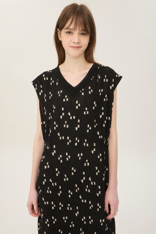 https://img.benettonmall.com/PARTS/KB/25S/BAOP61531BK_MB_D2.jpg