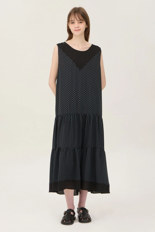 https://img.benettonmall.com/PARTS/KB/25S/BAOP63531BK_MB.jpg