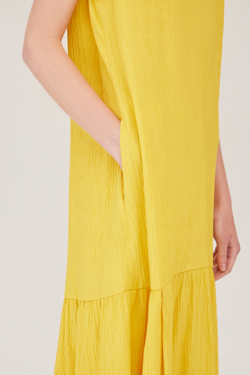 https://img.benettonmall.com/PARTS/KB/25S/BAOP69531YE_MB_D4.jpg