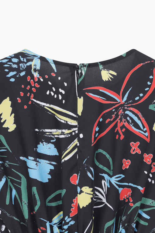 https://img.benettonmall.com/PARTS/KB/25S/BAOPE3531BK_MB_D13.jpg