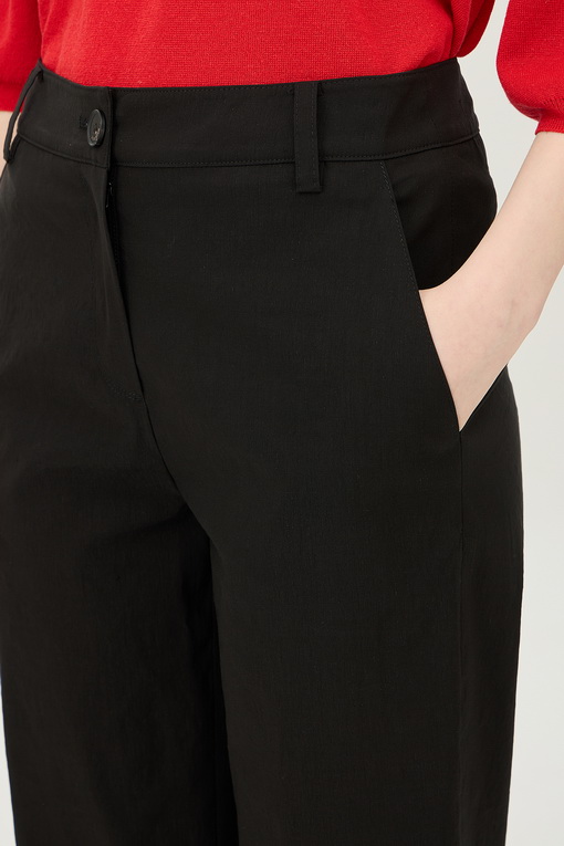 https://img.benettonmall.com/PARTS/KB/25S/BAPT05511BK_MB_D3.jpg