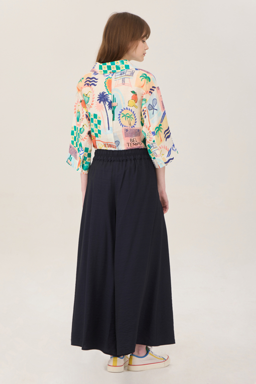 https://img.benettonmall.com/PARTS/KB/25S/BAPT52531DN_MB_D1.jpg