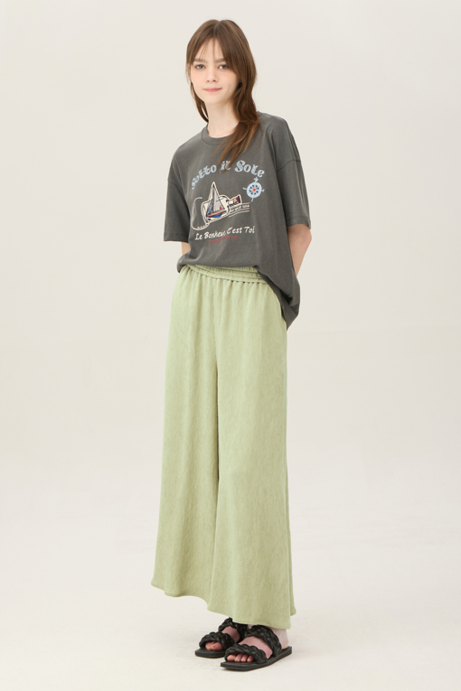 https://img.benettonmall.com/PARTS/KB/25S/BAPT55531KA_MB_D5.jpg