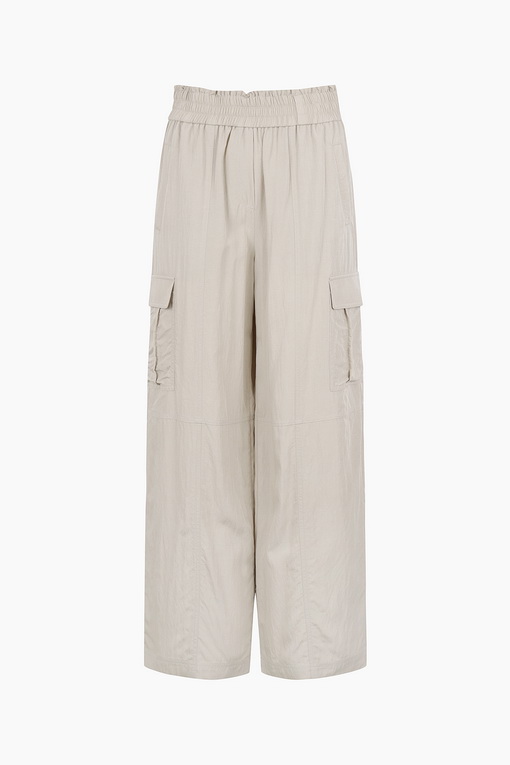 https://img.benettonmall.com/PARTS/KB/25S/BAPT56531BG_MB_D10.jpg