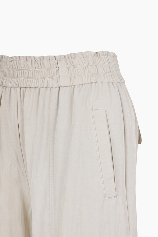 https://img.benettonmall.com/PARTS/KB/25S/BAPT56531BG_MB_D12.jpg