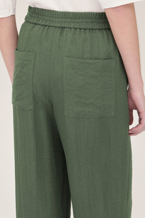 https://img.benettonmall.com/PARTS/KB/25S/BAPT60531KA_MB_D4.jpg