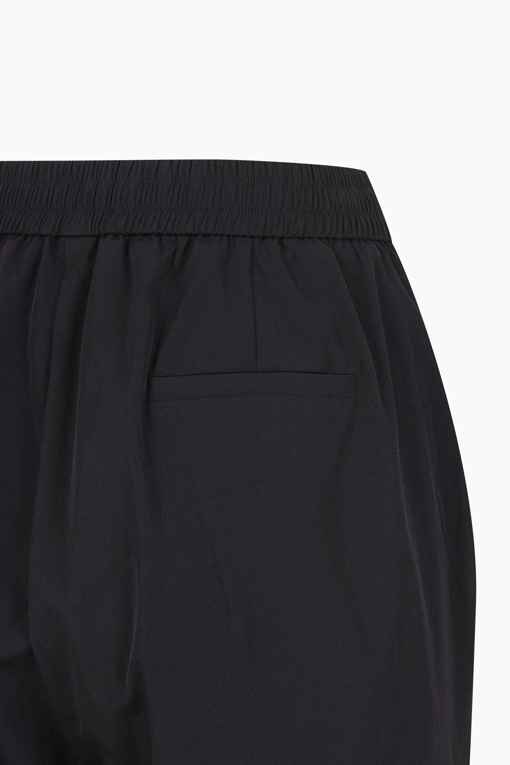 https://img.benettonmall.com/PARTS/KB/25S/BAPT92531BK_MB_D3.jpg