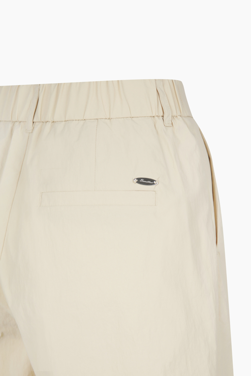https://img.benettonmall.com/PARTS/KB/25S/BAPT94531YE_MB_D13.jpg