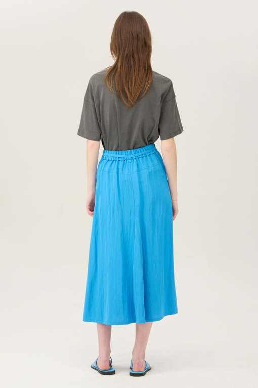https://img.benettonmall.com/PARTS/KB/25S/BASK50531BL_MB_D1.jpg