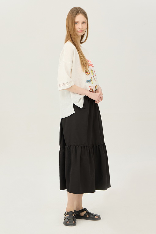 https://img.benettonmall.com/PARTS/KB/25S/BASK51531BK_MB_D5.jpg