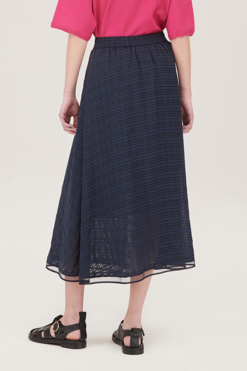 https://img.benettonmall.com/PARTS/KB/25S/BASK53531NY_MB_D1.jpg