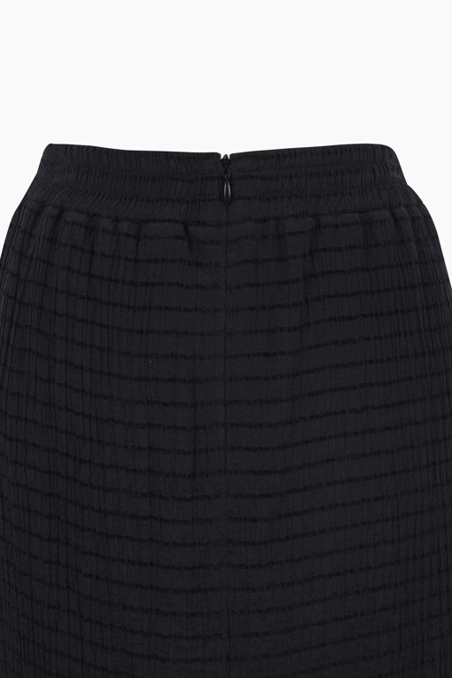 https://img.benettonmall.com/PARTS/KB/25S/BASK57531BK_MB_D13.jpg