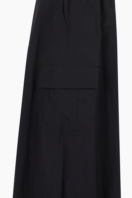 https://img.benettonmall.com/PARTS/KB/25S/BASK59531BK_MB_D13.jpg