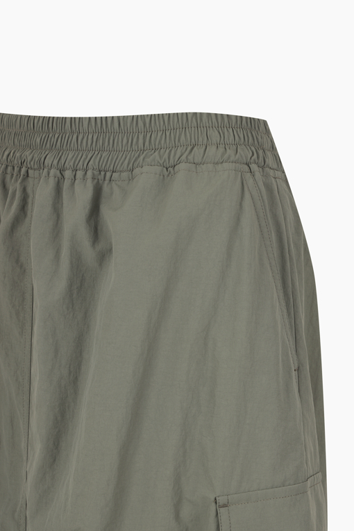 https://img.benettonmall.com/PARTS/KB/25S/BASK59531KA_MB_D12.jpg