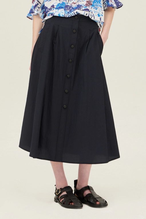 https://img.benettonmall.com/PARTS/KB/25S/BASK94531NY_MB.jpg