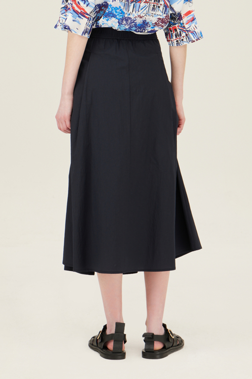 https://img.benettonmall.com/PARTS/KB/25S/BASK94531NY_MB_D1.jpg