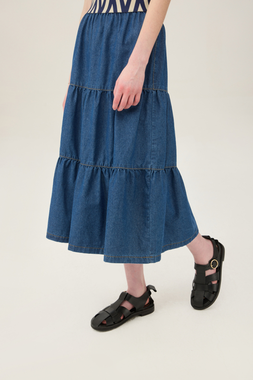 https://img.benettonmall.com/PARTS/KB/25S/BASKE1531IN_MB_D4.jpg