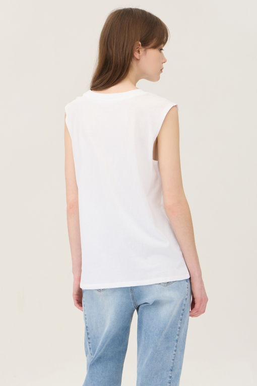 https://img.benettonmall.com/PARTS/KB/25S/BATS61531WH_MB_D1.jpg