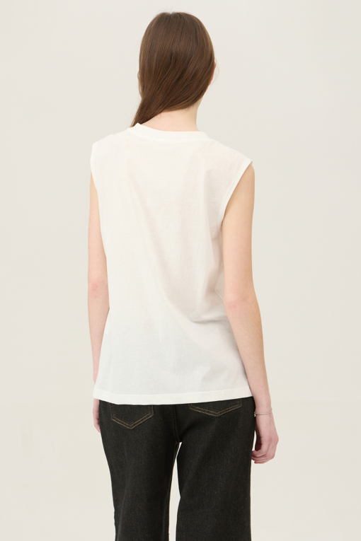 https://img.benettonmall.com/PARTS/KB/25S/BATS64531WH_MB_D1.jpg