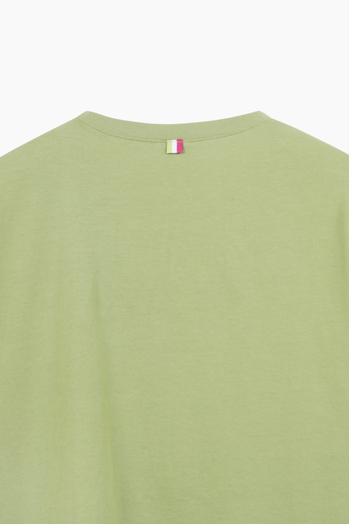 https://img.benettonmall.com/PARTS/KB/25S/BATSE3531KA_MB_D13.jpg