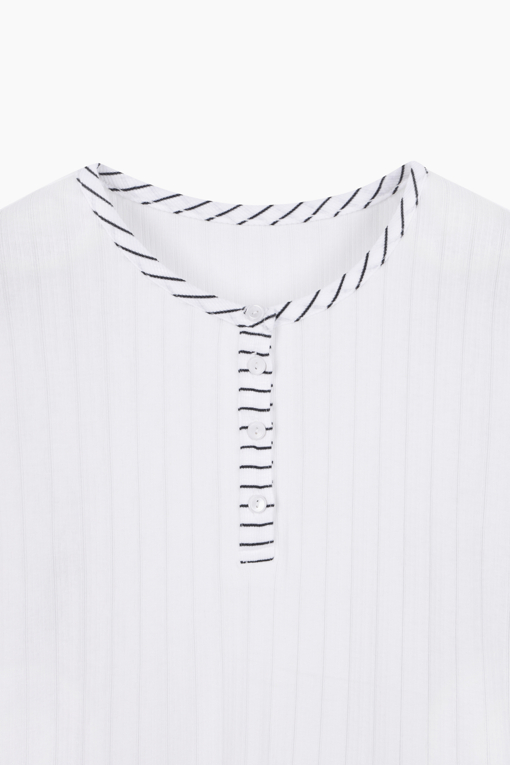 https://img.benettonmall.com/PARTS/KB/25S/BATSE7531IV_MB_D2.jpg
