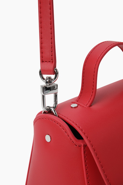 https://img.benettonmall.com/PARTS/KB/25S/BCBG10511RD_MB_D4.jpg