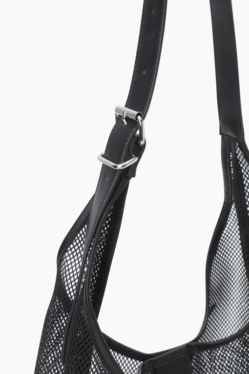 https://img.benettonmall.com/PARTS/KB/25S/BCBG50531BK_MB_D4.jpg
