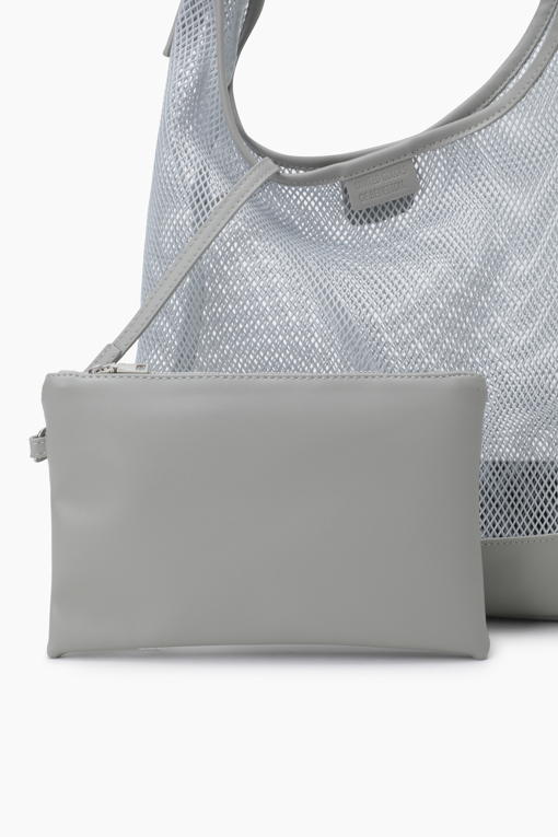 https://img.benettonmall.com/PARTS/KB/25S/BCBG50531SI_MB_D5.jpg