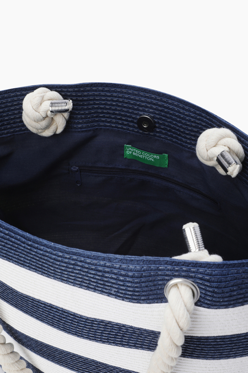 https://img.benettonmall.com/PARTS/KB/25S/BCBG52531NY_MB_D5.jpg