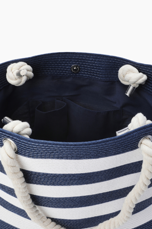 https://img.benettonmall.com/PARTS/KB/25S/BCBG52531NY_MB_D6.jpg