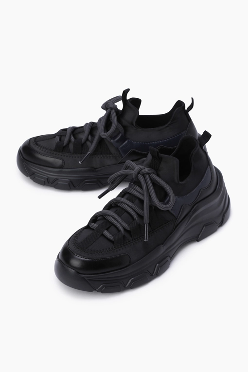 https://img.benettonmall.com/PARTS/KB/25S/BCSH50531BK_MB.jpg