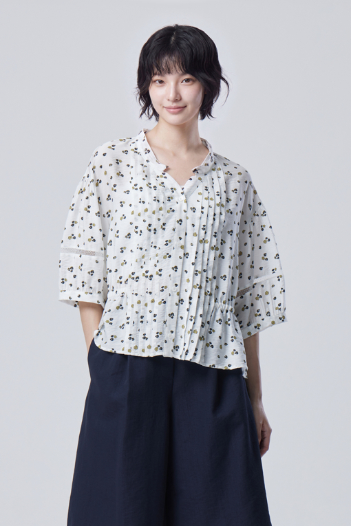 https://img.benettonmall.com/PARTS/KB/26F/BABL03641WH_MB_D0.jpg?cb=1788777022