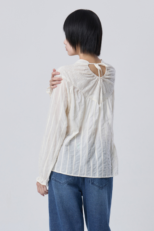 https://img.benettonmall.com/PARTS/KB/26F/BABL11641CR_MB_M1.jpg?cb=1788777022