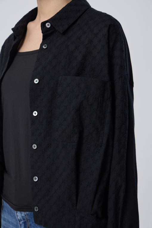 https://img.benettonmall.com/PARTS/KB/26F/BABL16641BK_MB_M4.jpg?cb=1788777022