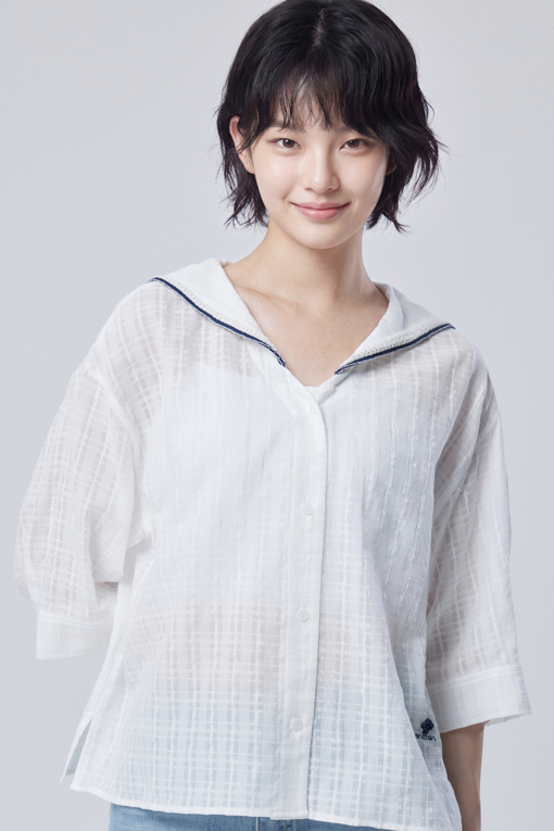 https://img.benettonmall.com/PARTS/KB/26F/BABL32641WH_MB_D2.jpg?cb=1788777022