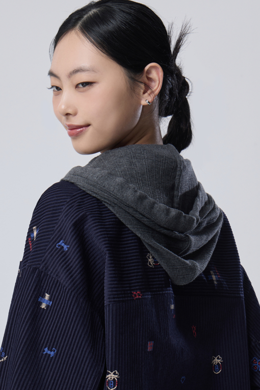 https://img.benettonmall.com/PARTS/KB/26F/BABL52661NY_MB_M3.jpg