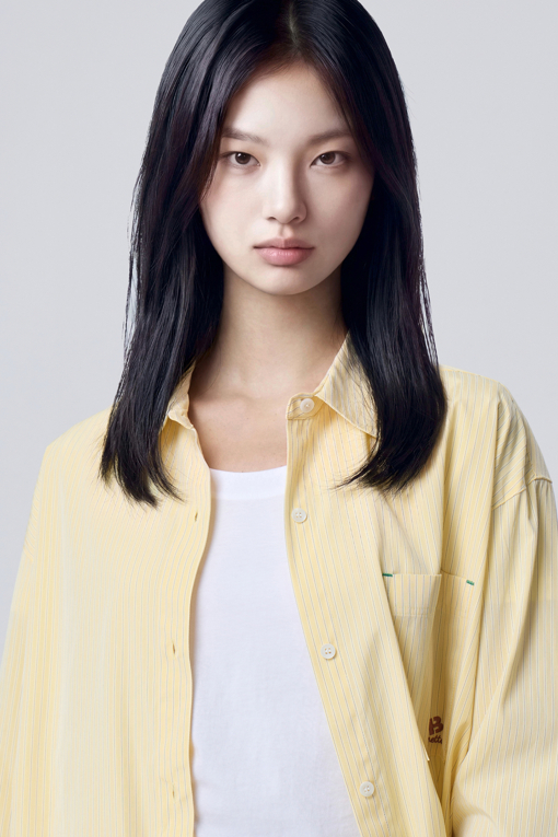 https://img.benettonmall.com/PARTS/KB/26F/BABLE3641YE_MB_D2.jpg?cb=1788777022