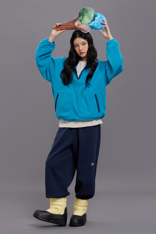https://img.benettonmall.com/PARTS/KB/26F/BABLG1661BL_MB_M0.jpg