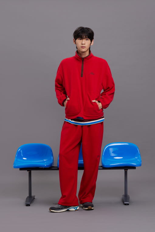 https://img.benettonmall.com/PARTS/KB/26F/BABLG1661RD_MB_M11.jpg