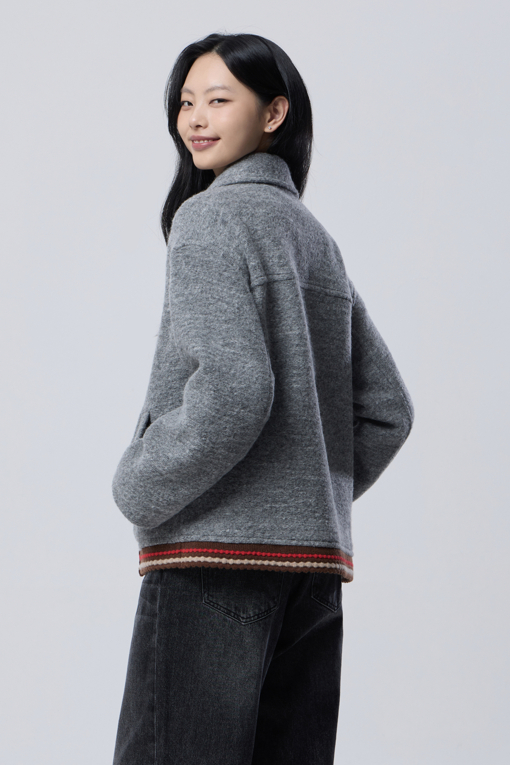 https://img.benettonmall.com/PARTS/KB/26F/BACT50661MG_MB_M1.jpg